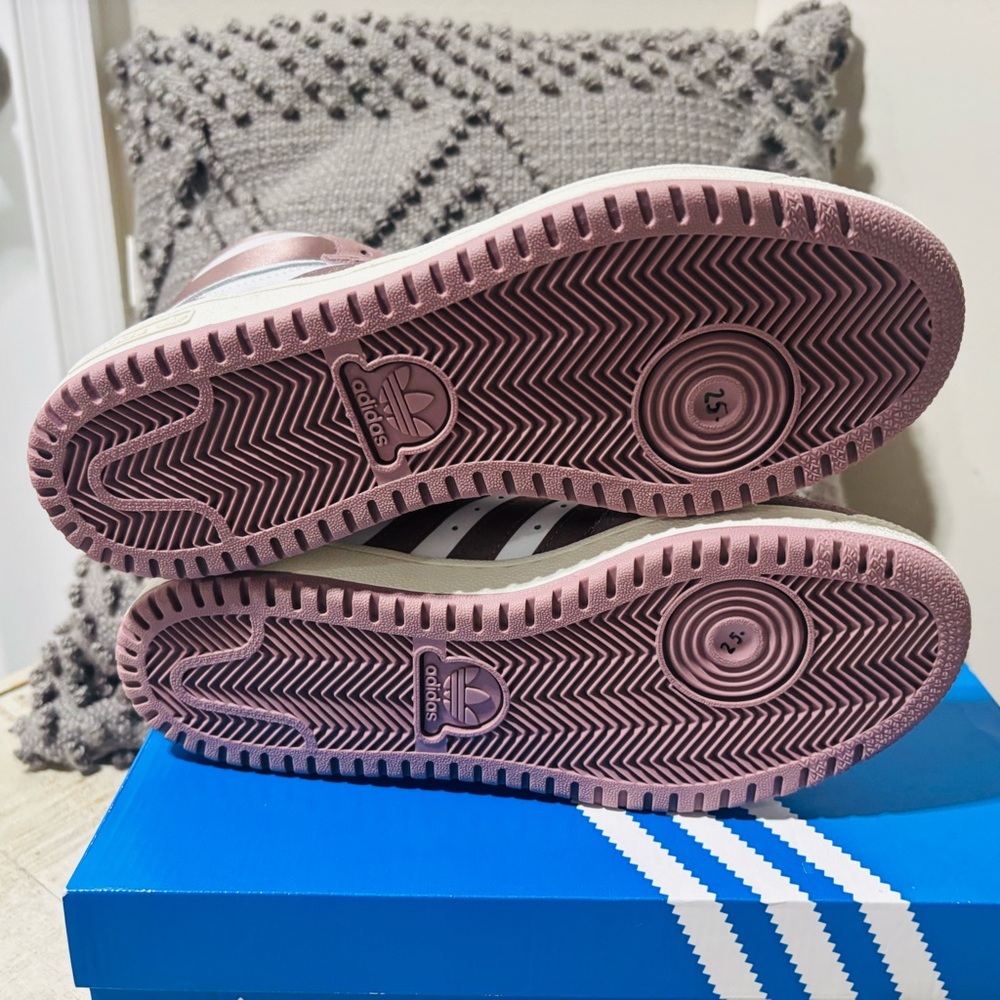 NWT❤️Adidas Women’s Top Ten RB Sneakers-Sz 8.5 - Picture 7 of 7